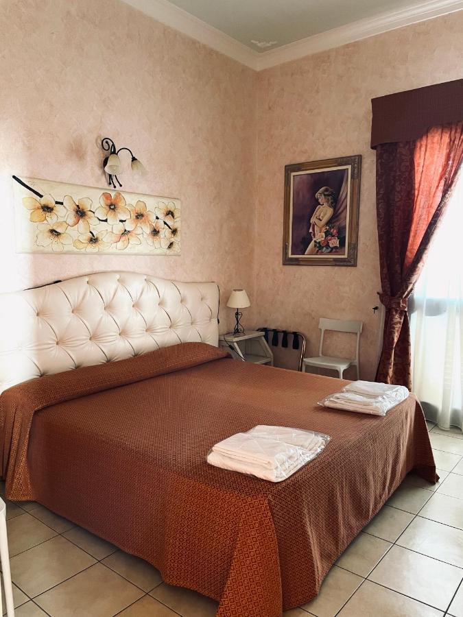 Hotel Salento Gold Beach Марина-ди-Песколузе Экстерьер фото